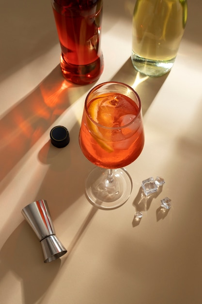 Free photo delicious italian cocktail with realistic background