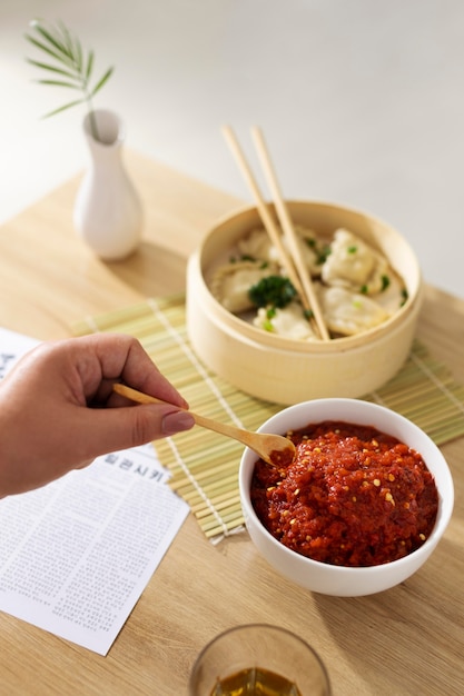 삼발 구성으로 맛있는 식사