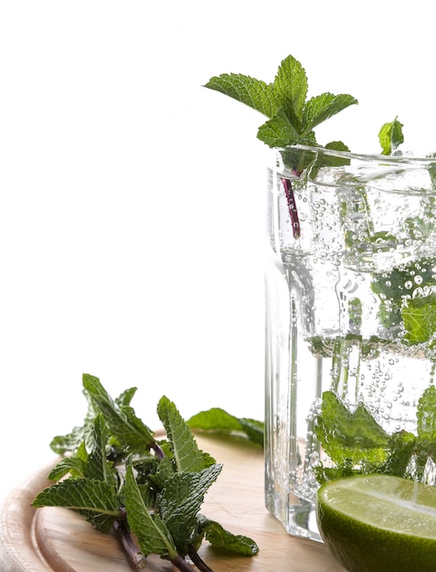 Foto gratuita mojito delizioso