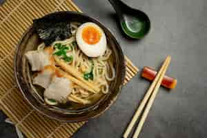 Free photo delicious ramen on dark surface