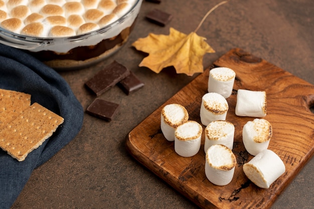 Free photo delicious s'mores dessert composition