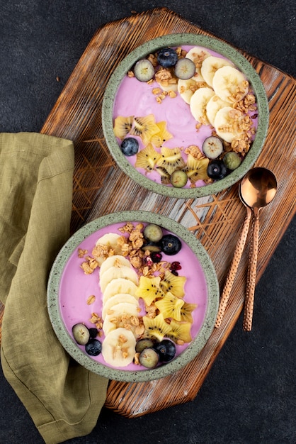 Delicious sweet açai bowl arrangement