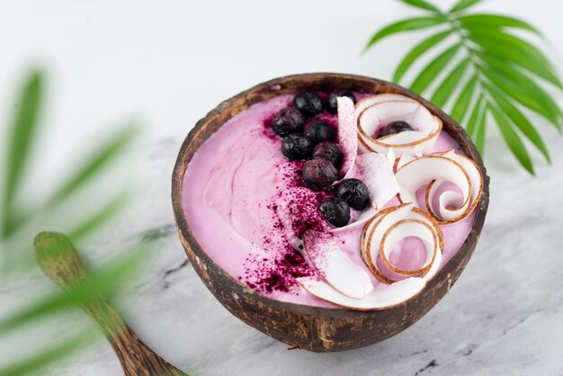 Delicious sweet açai bowl arrangement