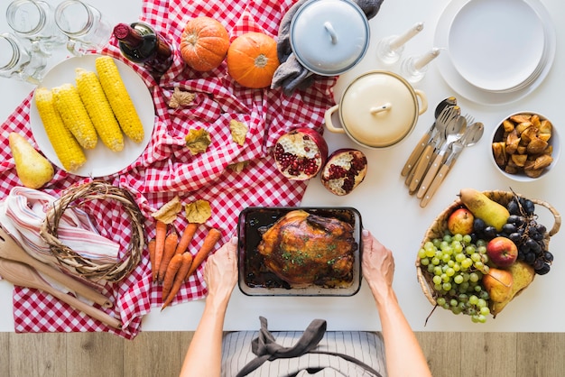 Foto gratuita primo piano delizioso del cibo di ringraziamento