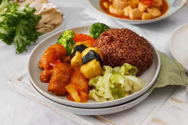 Free photo delicious veggie dish still life