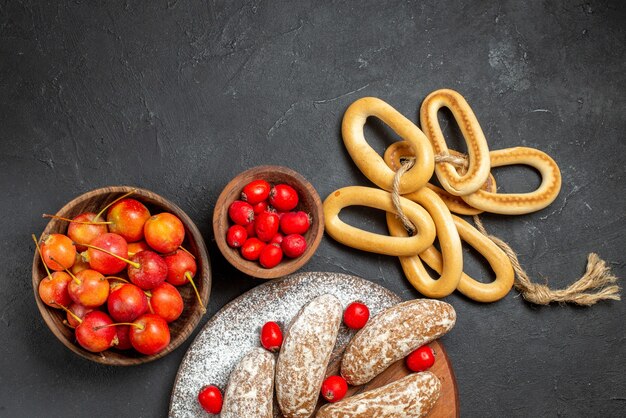 Foto gratuita delizioso dessert gustoso per la celebrazione