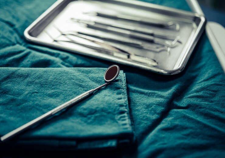 Free Photo dental equipment placed on the table