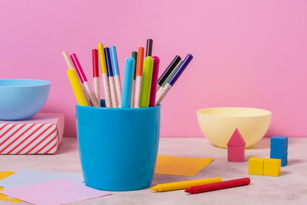 Free photo desk arrangement with pen container