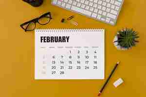 Free photo desk calendar with texts in english