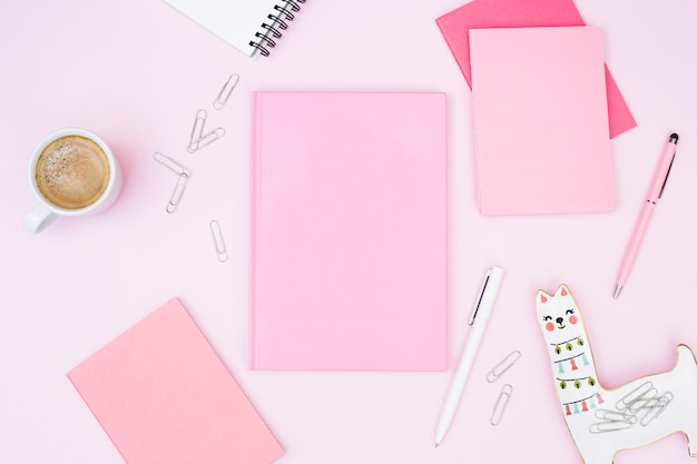 Free photo desk with objects