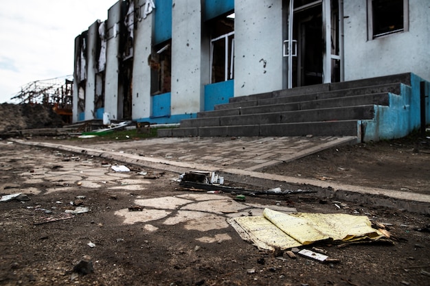 破壊された家 ロシアのウクライナでの戦争