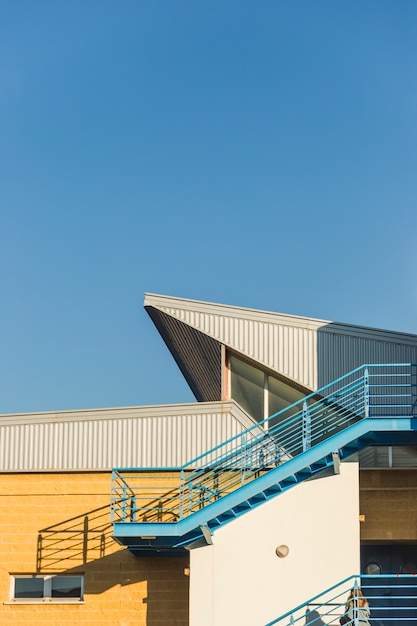 Free photo detail of urban stairs