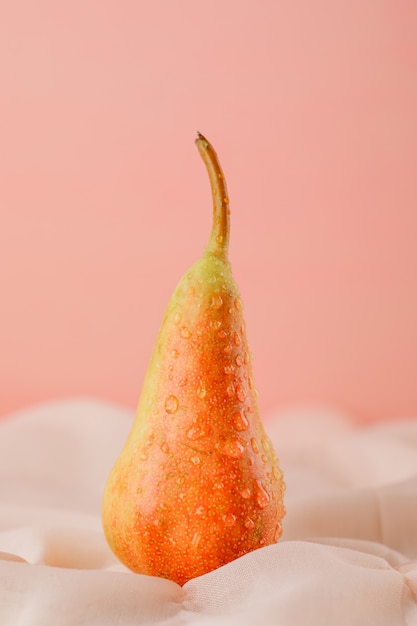 Free photo dewy pear