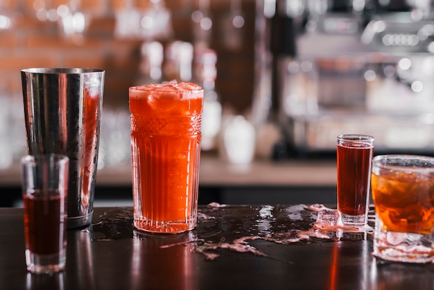 Different cocktials in a bar