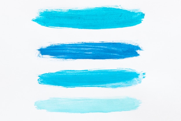 Различные оттенки синей акварели