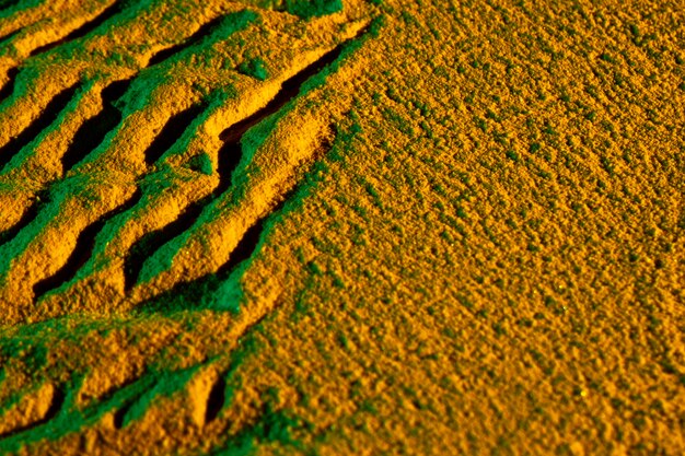 砂から作られたさまざまな形