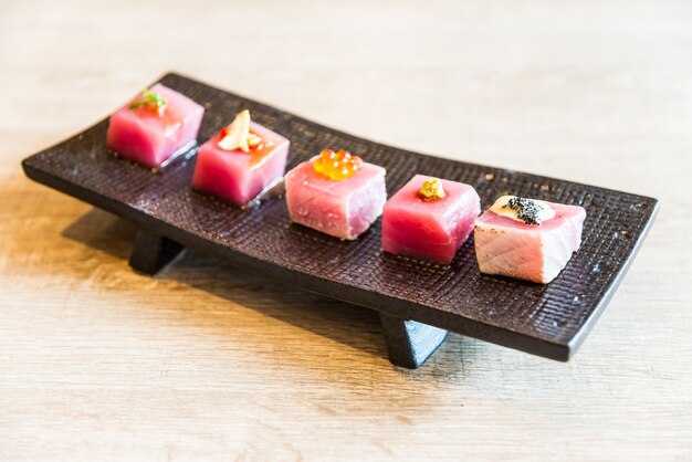 dinner plate white wasabi red