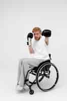 Free photo disabled boxing player in a wheelchair