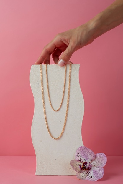 Free photo display of shiny and elegant gold chain