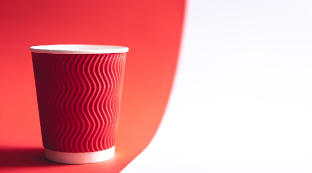 Free photo disposable paper cup in trendy color viva magenta