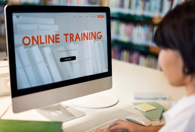 Distance learning online webpage interface