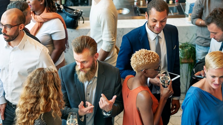 Free Photo diverse business people in a dinner party
