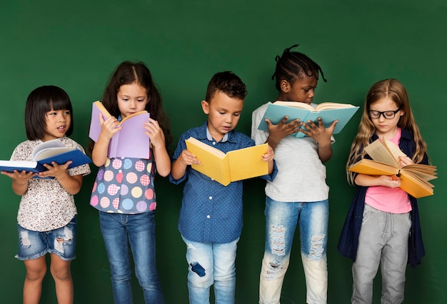 Diverse kids reading books