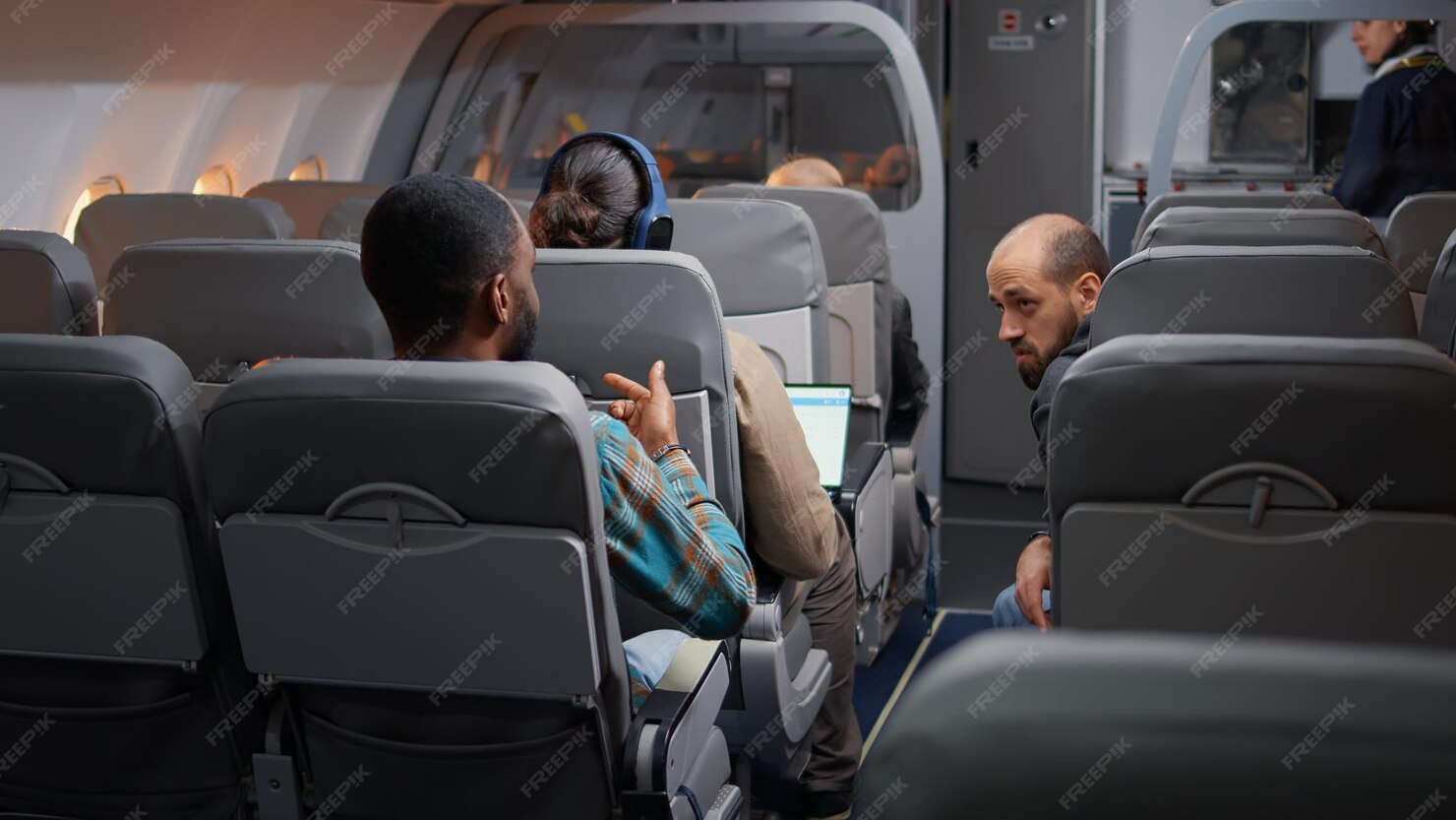 Passengers Flee Flight After Fake Labor Emergency Lands Plane