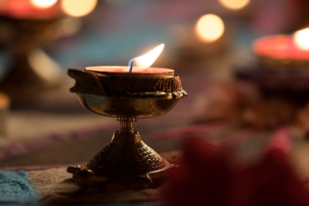 Foto gratuita diwali festival della tradizione delle luci