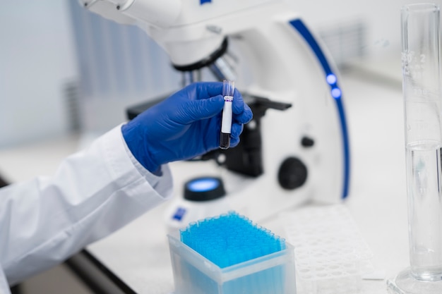 Free photo doctor performing medical research in lab