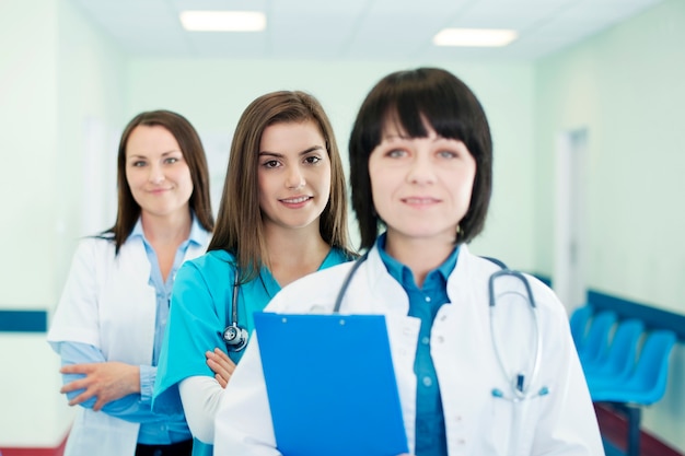 Free photo doctors in a line