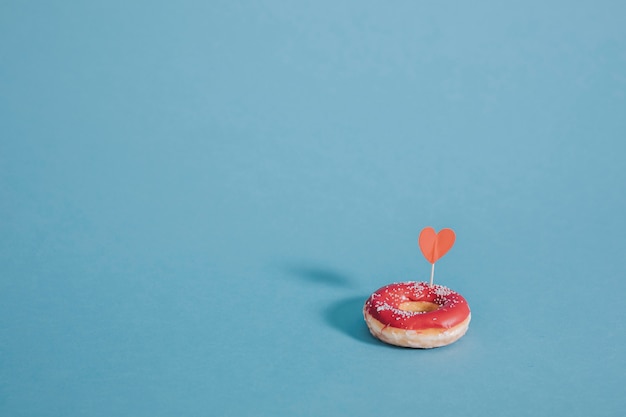 Free photo donut with a heart