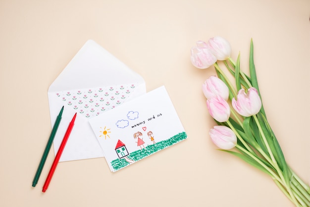 Free photo drawing of mother and child with tulips