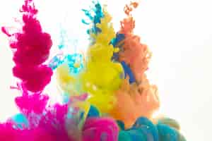 Free photo drops of colorful paint