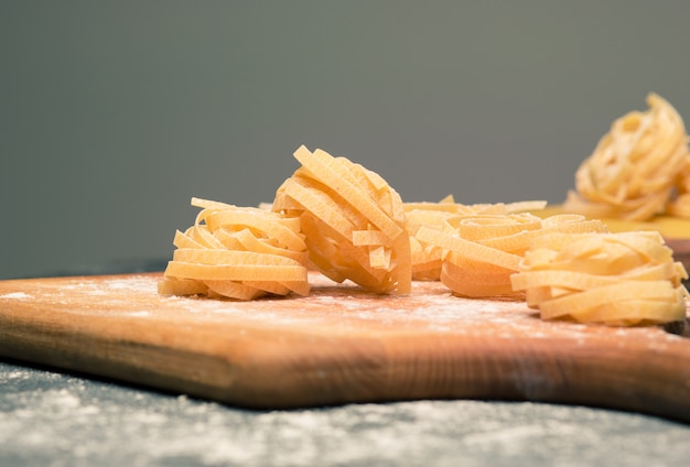 Free photo dry italian pasta