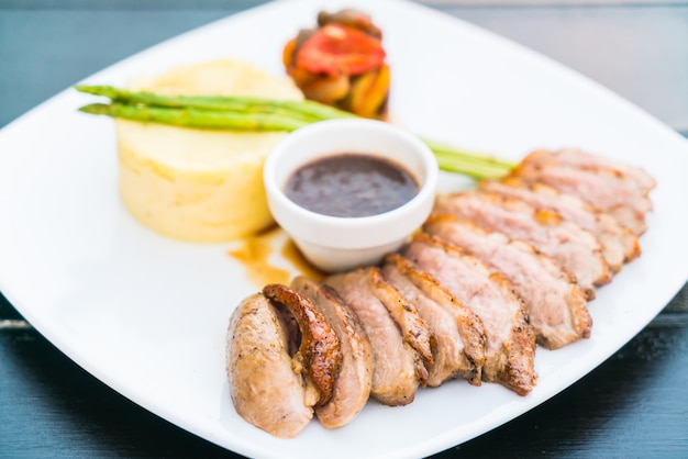 Free photo duck breast steak