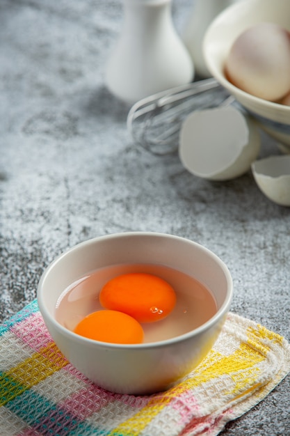 Free photo duck eggs on dark surface