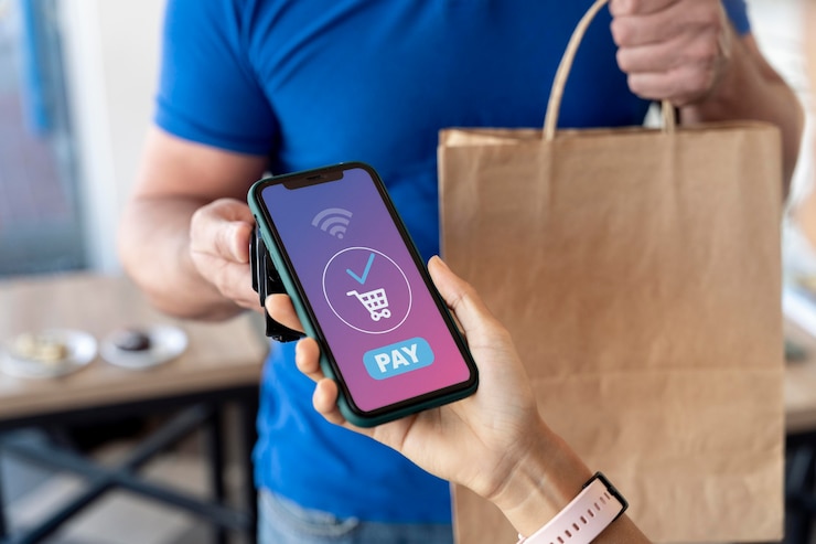 Free Photo easy and wireless yechnology payment