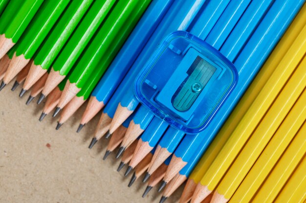 연필, 종이에 깎이 교육 개념.