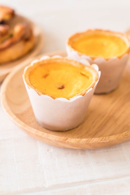 egg tart on plate