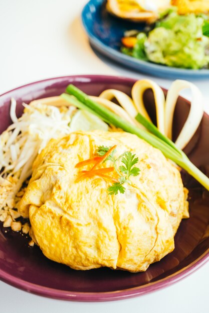 エッグラップパッドタイ麺