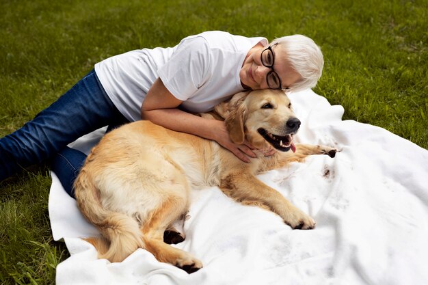 Elderly person spendng tim with their pets