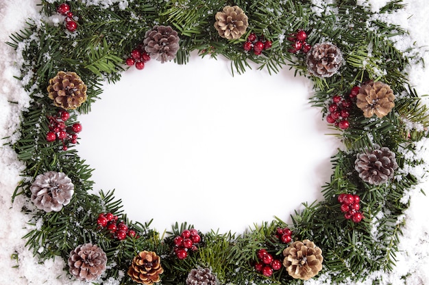 Free photo elegant christmas wreath