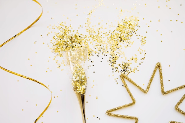 Elegant golden new year background