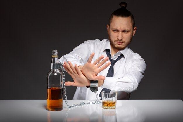 Bebas Alkohol untuk Kesehatan Jantung yang Optimal: Memahami Dampaknya Secara Mendalam