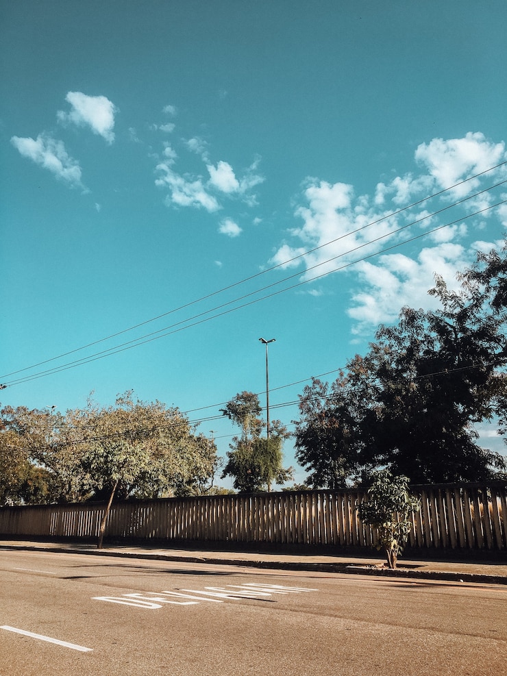Free Photo empty streets of rio de janeiro, brazil during the coronavirus pandemic