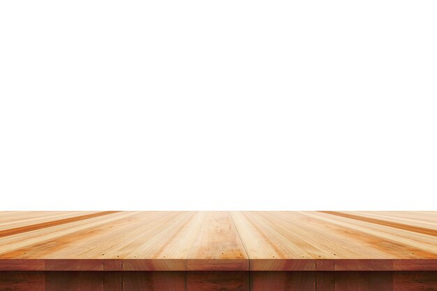 Пустая деревянная столешница на белом фоне, используемая для отображения или монтажа ваших продуктов