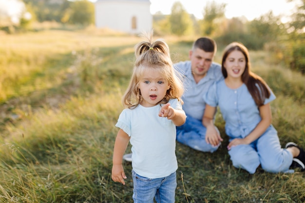 Free photo enjoying the outdoors together