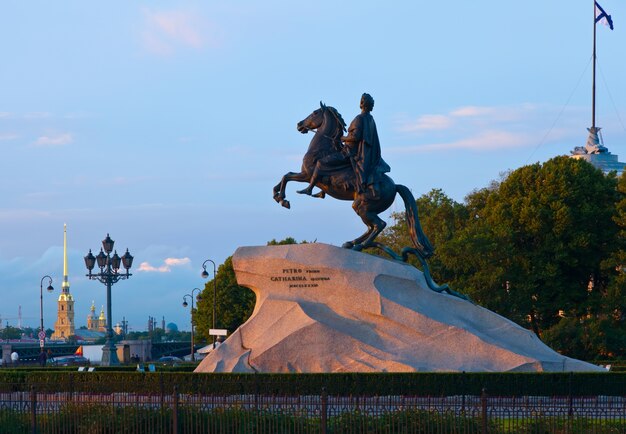 Equestrian statue of Peter the Great