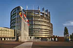 Free photo european parliament building in strasbourg, france with a clear blue sky in the background